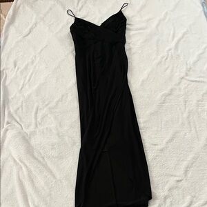 Adrianna Papell Elegant Black Maxi Dress